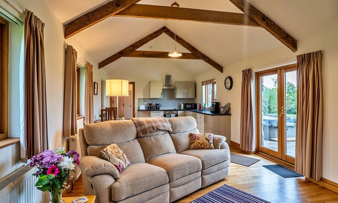 Liskeard Cottage | Finest Retreats | The Shippon at Lestitha