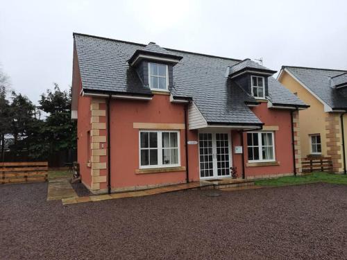 Murthly Apartment | Fir Tree Cottage