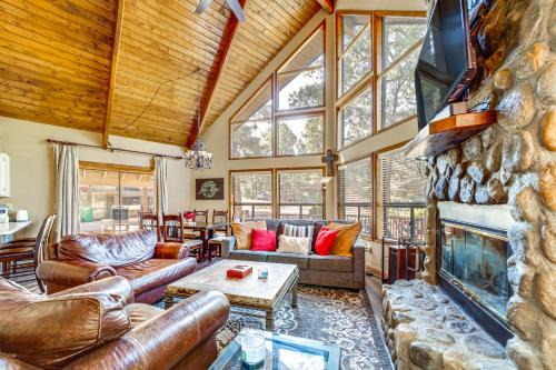 Munds Park House | Fire Pit and Wraparound Porch Munds Park Cabin!