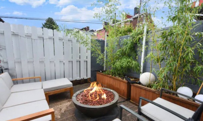 Bloomfield House | Fire Pit + Family Friendly + Great Location!