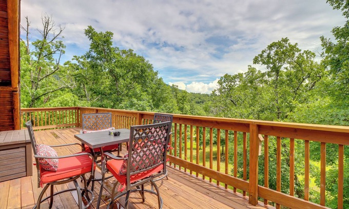 Harrison Cabin | Fire Pit, Game Room & Mtn Views: Cabin in Harrison