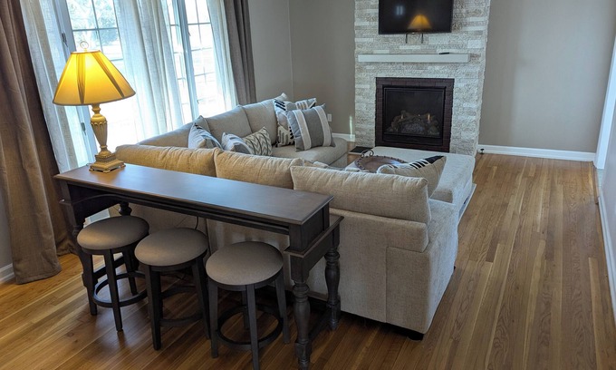 Norma House | Firefly Cottage Charming 2-bedroom home in Pittsgrove close to Parvin State Park