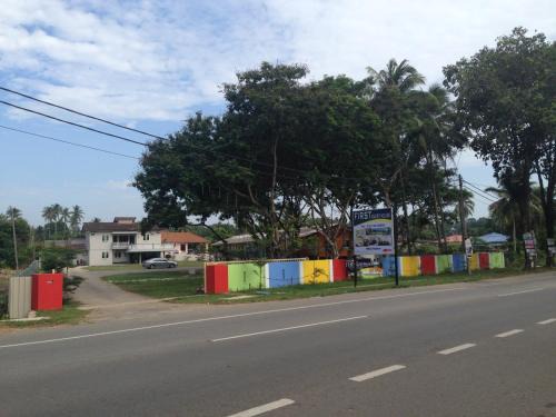 Kampung Pantai Batu Hitam House | First Guest House