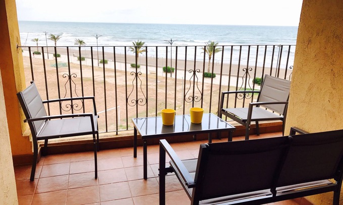 Port Saplaya Apartment | First line of the sea - Port Saplaya