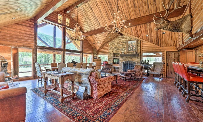 Dolores Cabin | ‘Fish Creek Ranch’ in Dolores: Hot Tub & Game Room