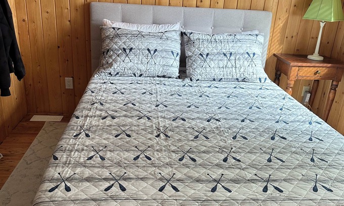 Cloyne Cottage | Fish Upon a Star is located on Skootamatta lake in Cloyne, Ontario.