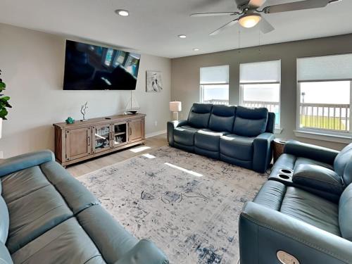Palm Harbor House | Fisherman Luv