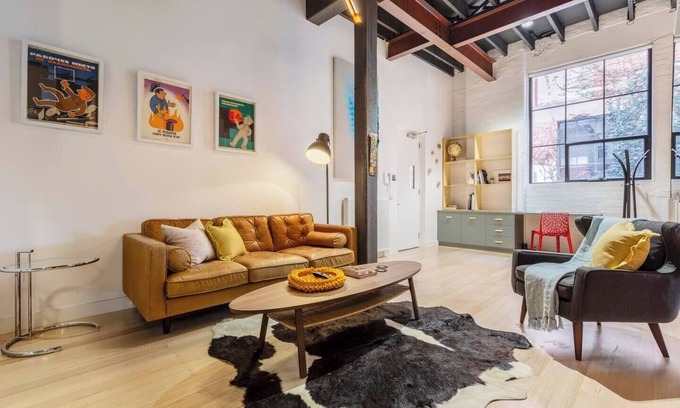 Fitzroy Apartment | Fitzroy Thrills in MacRobertson Factory Conversion