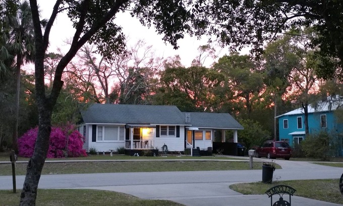 Orange City House | Flamingo Landing is a Charming Little 2 Bedroom Bungalow With Florida Room