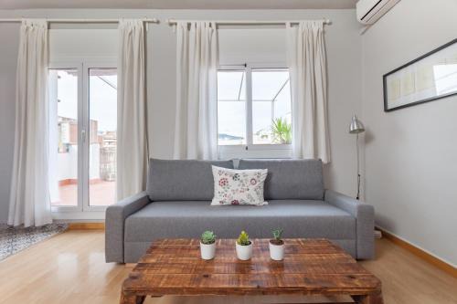 Sants-Badal Apartment | Flateli Roger 16
