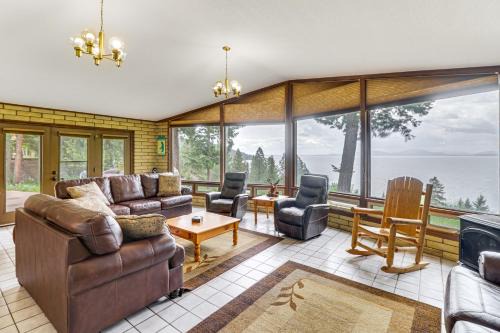 Bigfork House | Flathead Lake Views Scenic and Spacious Retreat!