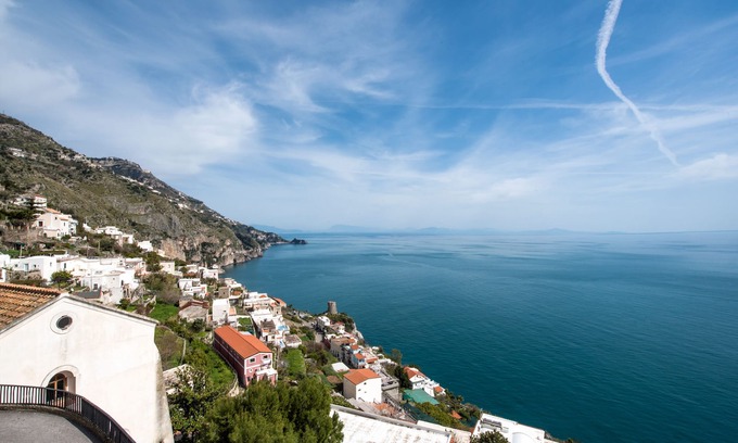 Praiano House | FLATIRON APP 2 - CHARMING APARTMENT WITH STUNNING SEA VIEW -Sosòre Holiday Homes