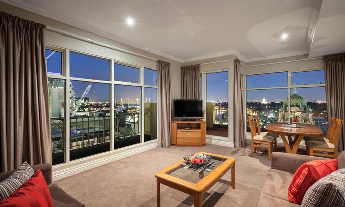 Melbourne Central Business District Apartment | Flinders Landing Apartments