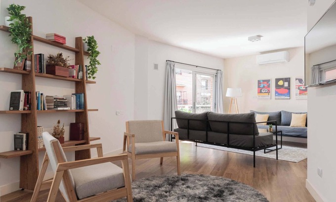 Palermo Apartment | Fliphaus + SohoGlam 'B' - 2 Bd with Balcony