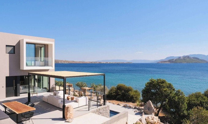 Aegina Villa | Floating Cubes Villa Spa with private Jacuzzi