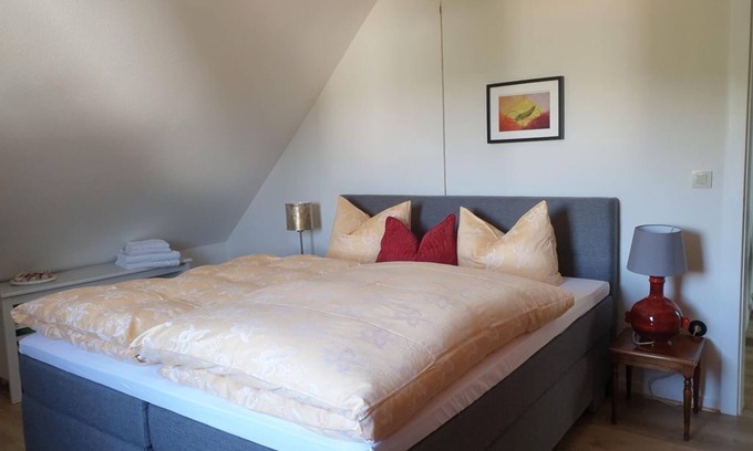 Maring-Noviand Apartment | Floor with 2 double rooms and shower - Guest room in Liesertal