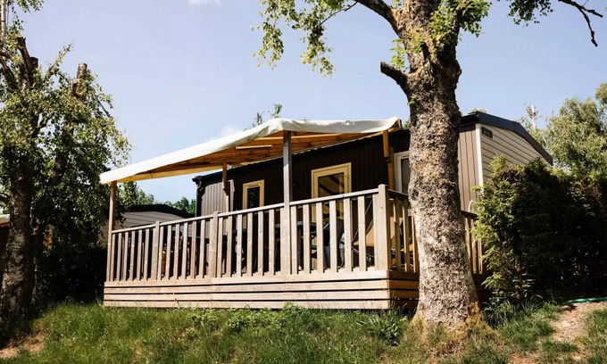 Granges-Aumontzey House | Flower Camping LA STENIOLE * - Mobile home Great Comfort pond view - 2 bedrooms 4 people