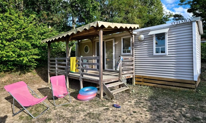 Anneyron House | Flower Camping La Chataigneraie * - Mobil home Comfort 23/27m2 - 2 bedrooms - covered terrace + TV 4 persons