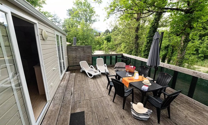 Die House | Flower Camping la Pinède * - Mobile home Premium Riviera 28m2 near river- 2 bedrooms + Terrace with umbrella - 4 people
