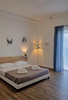 Naples Bed & Breakfast | Fly Napoli