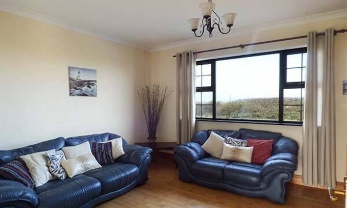 Miltown Malbay House | FLYNN'S COTTAGE, pet friendly, with open fire in Quilty, County Clare
