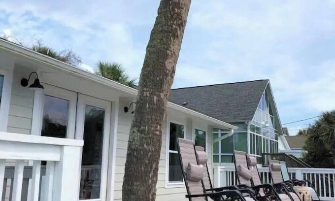 Folly Beach House | FollyTude OceanViewHouse Across@Beach+WalkTo Bars