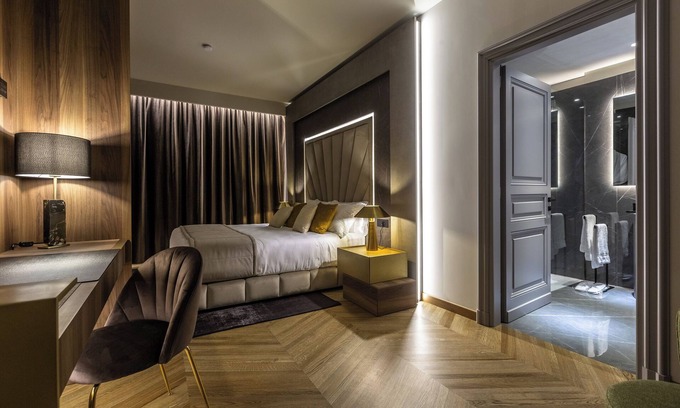 Rione II Trevi House | Fontart Tritone