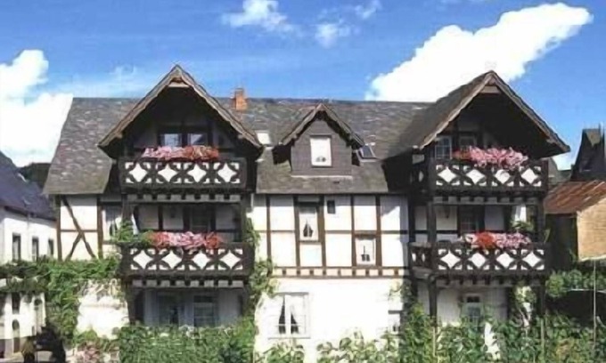 Ernst Apartment | for 3 people in Ernst near Cochem