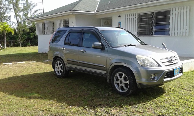 Winding Bay House | FOR RENT BY LOCAL LADY 2 BEDROOMS TWO BATH CLEAN AIR CONDITIONED BAHAMIAN HOME