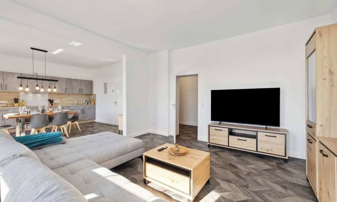 Innenhafen Apartment | For up to 8 people Kaiser Wilhelm Bridge