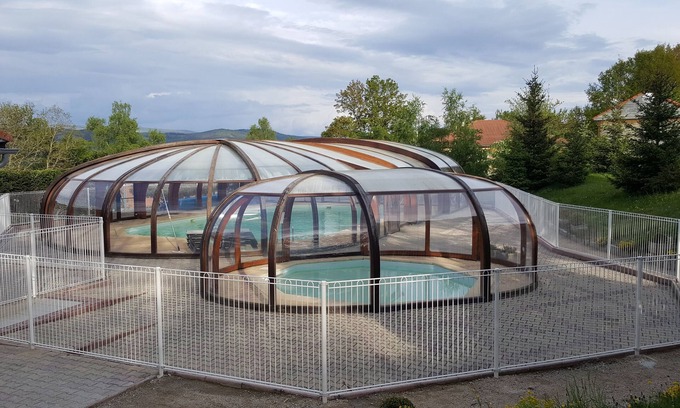 Blavignac Ski Chalet | For your "forest bathing", 3-room chalet with covered swimming pool