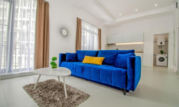 Jupiter Apartment | Forest by the sea