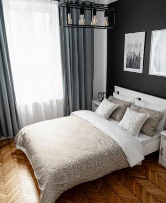 Vulcan Apartment | Forest Edge Retreat