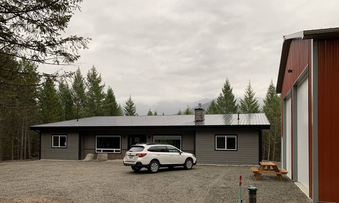 Eureka House | Forest House