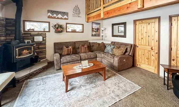 Donnelly Apartment | Forest Lake Cabin .