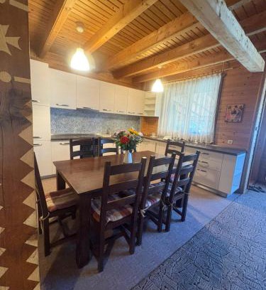 Dumbravita Villa | Forest & Lake House