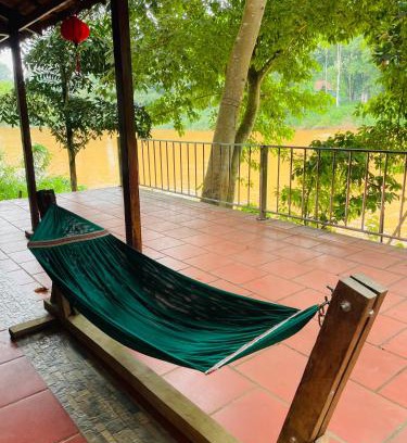 Quan Tom House | Forest Side Ecolodge