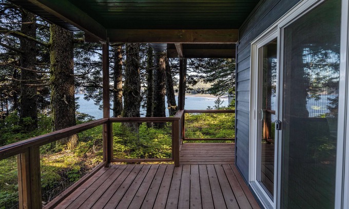 Chiniak Cottage | Forest View Cottage- Ocean Views from Private Balcony at Friends by the Ocean
