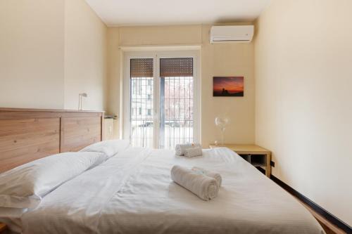 Porta Vittoria Apartment | Forlanini - Functional Studio with Balcony!