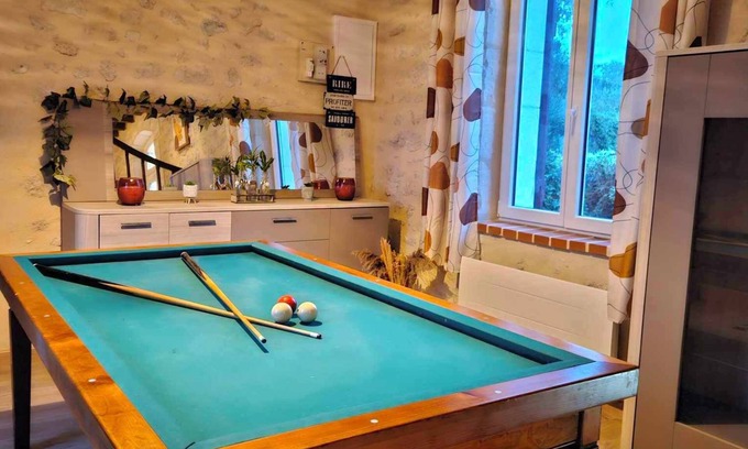 Lucay-le-Male House | Former gatehouse, spa, billiards room near Beauval Zoo, Loire château.