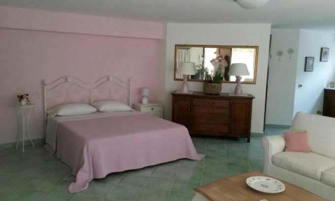 Formia Apartment | Formia, Il Giardino di Anne - Suite