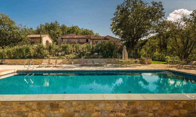 Castellina in Chianti Apartment | Forno 1BR Apartment In a Restored Farm, Pool & Spa, 1st floor, 140/190cm sofabed