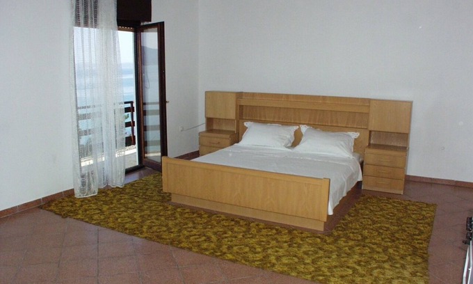 Sveti Petar Apartment | Four-bedroom apartment with balcony and sea view Sveti Petar, Biograd (A-358-a)