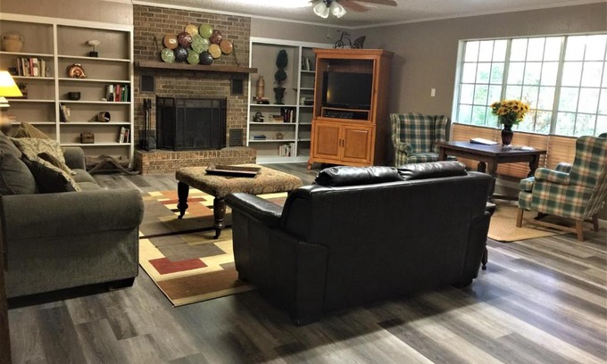 Mount Ida House | Four-Bedroom House