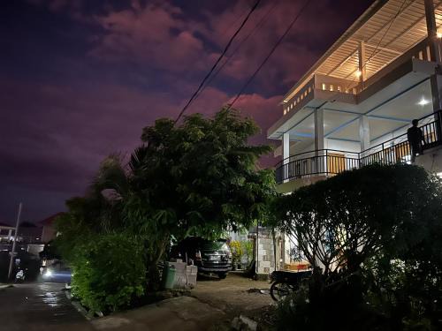 Labuan Bajo House | FOUR-G Home Stay & Komodo Tour