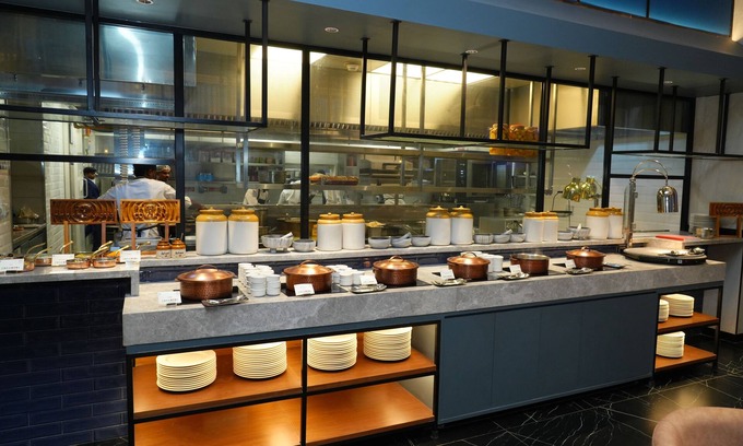 Velachery Hotel | Four Points by Sheraton Chennai, Velachery