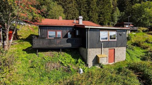 Sel House | FourGotten