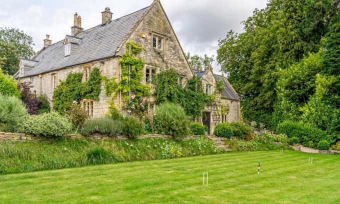 Dowdeswell House | Foxcote Grange