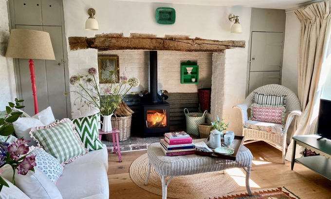 Blandford Forum House | Foxearth - sleeps 4 guests in 2 bedrooms