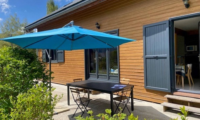 Autrans-Meaudre-en-Vercors House | Spacious 4BR House in Autrans, Close to Village Centre, Ideal for 8, with Garden and Terrace